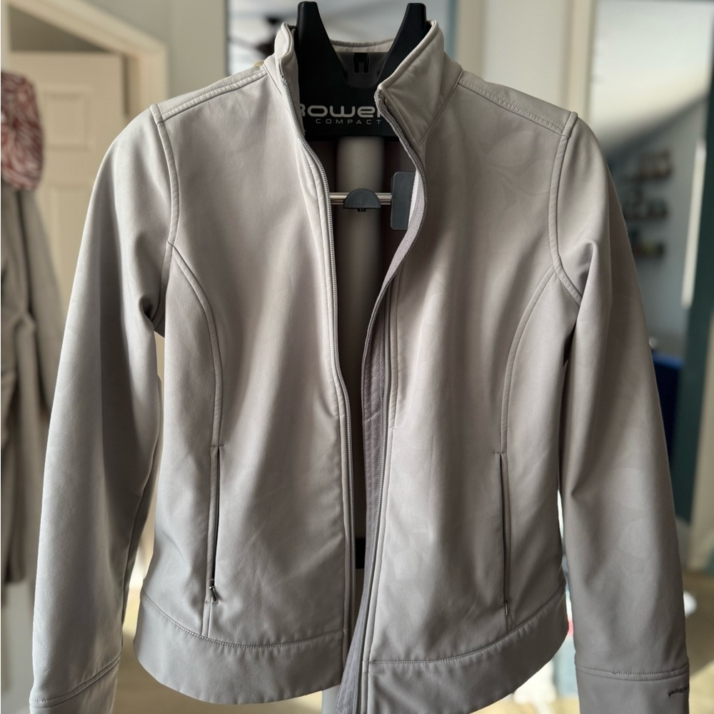 Patagonia water resistant Women's Gray Jacket